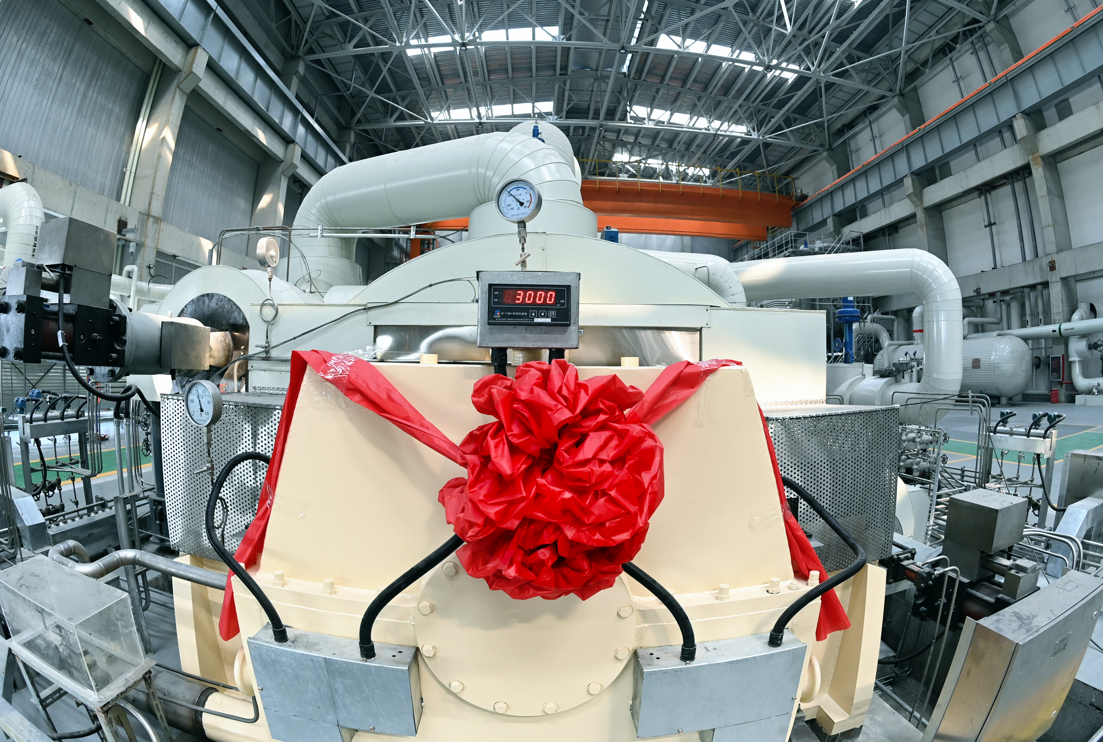 1717047351770060330.jpg 新投产机组稳定运行。张越摄.jpg